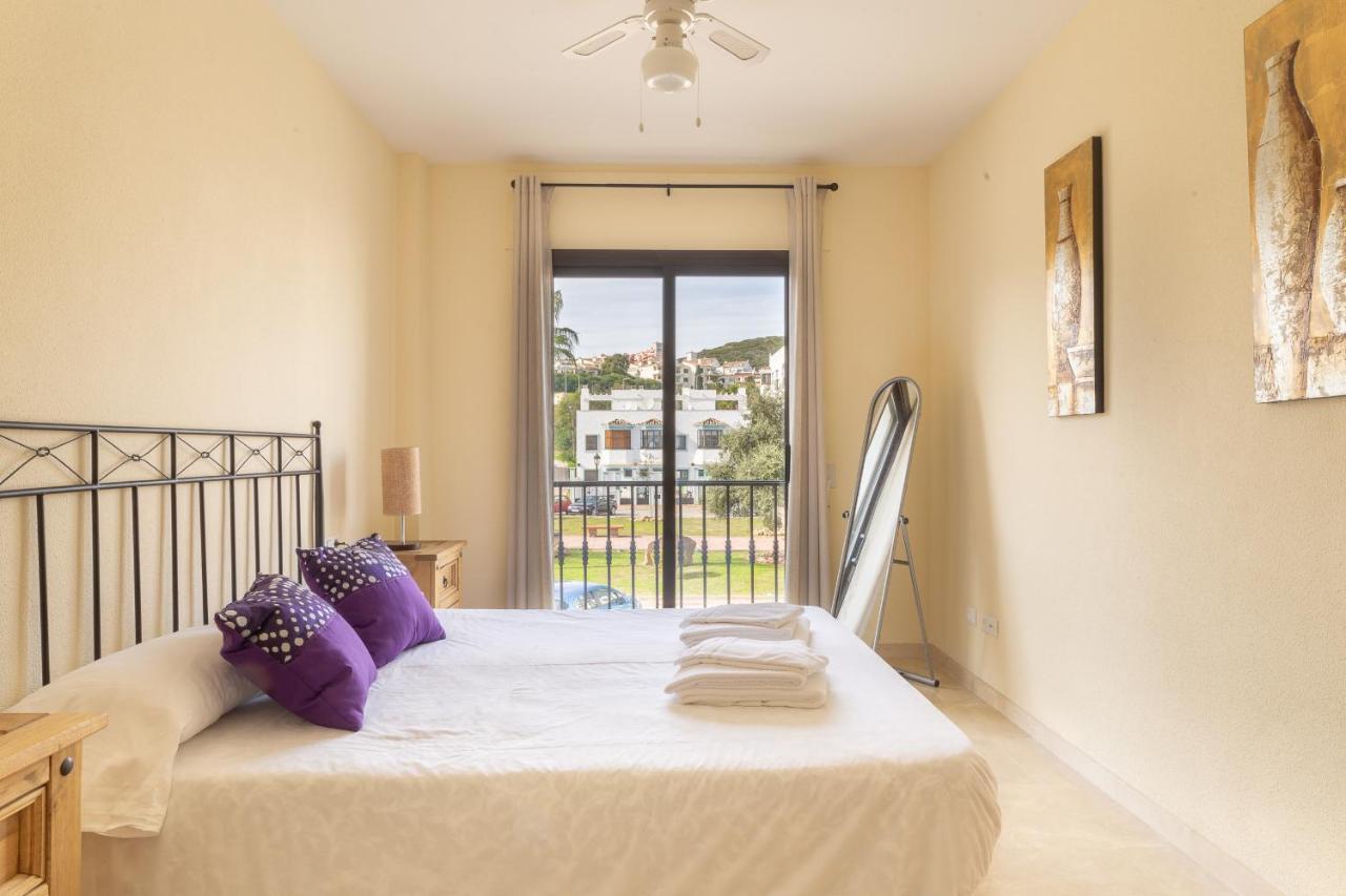 2261-Superb Apt On The Beach, On Duquesa Harbour มานิลบา ภายนอก รูปภาพ