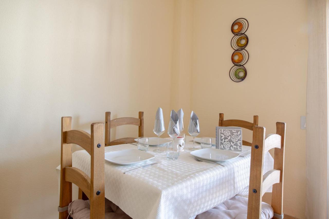 2261-Superb Apt On The Beach, On Duquesa Harbour มานิลบา ภายนอก รูปภาพ
