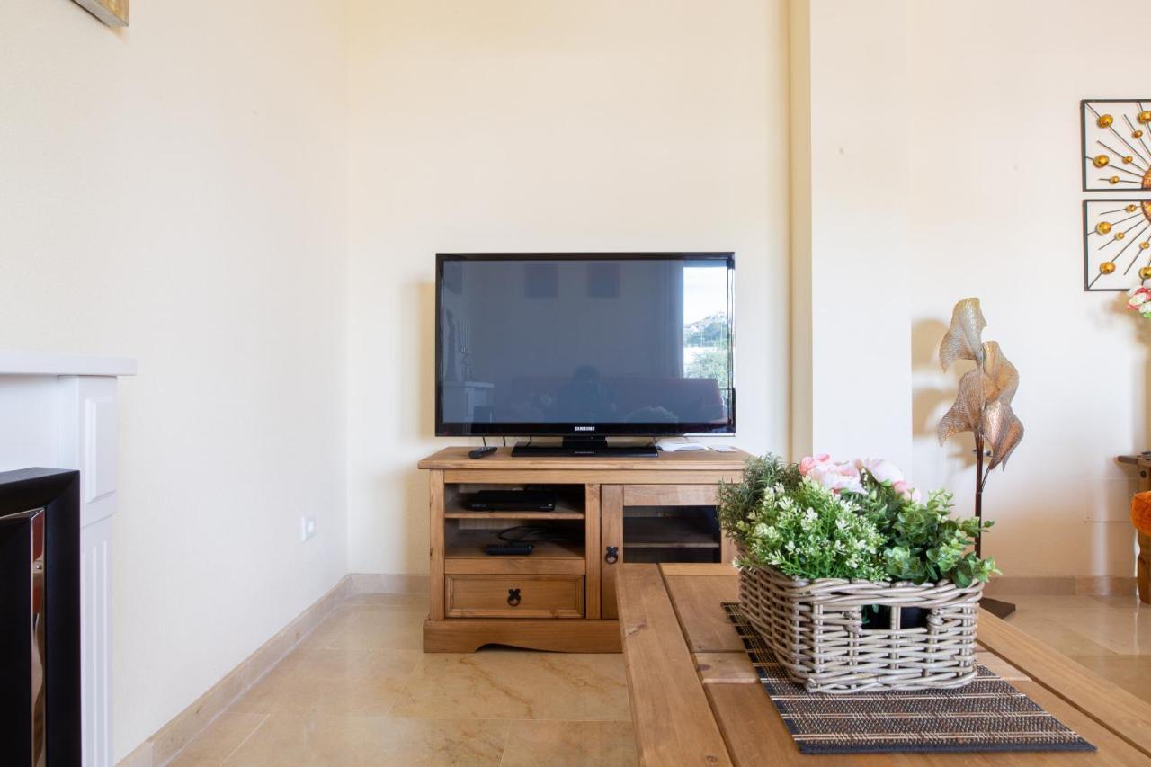 2261-Superb Apt On The Beach, On Duquesa Harbour มานิลบา ภายนอก รูปภาพ