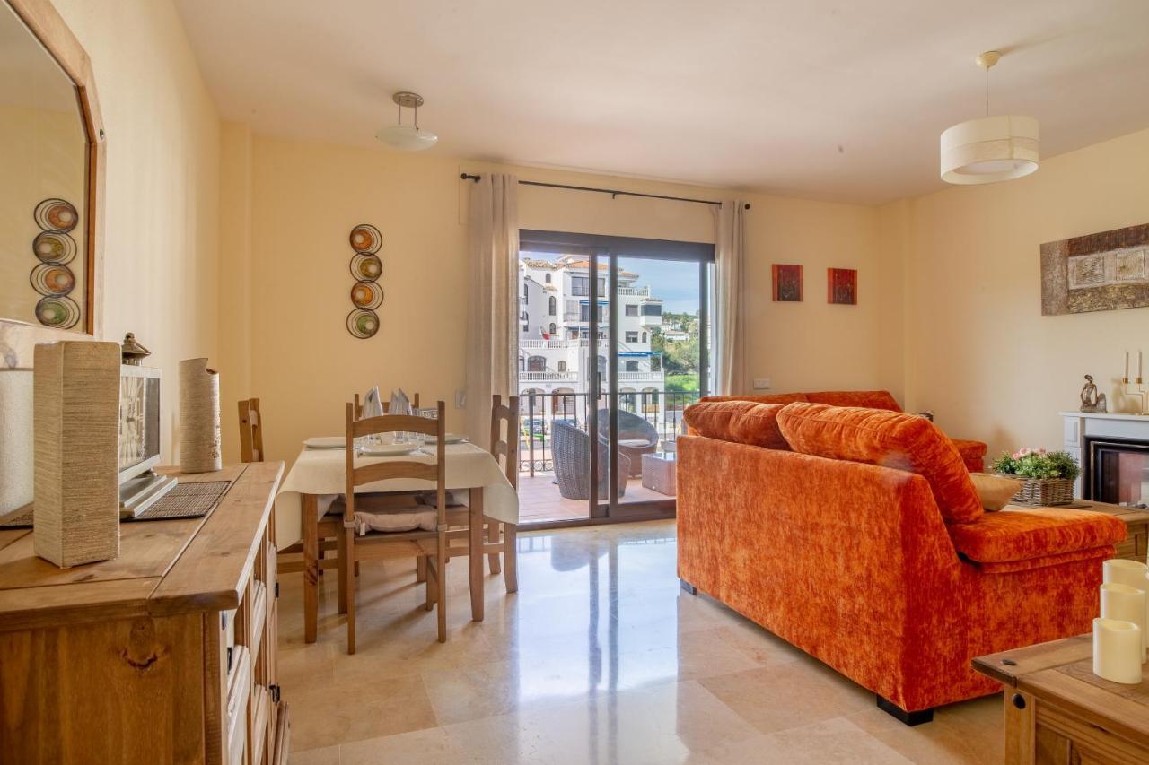 2261-Superb Apt On The Beach, On Duquesa Harbour มานิลบา ภายนอก รูปภาพ
