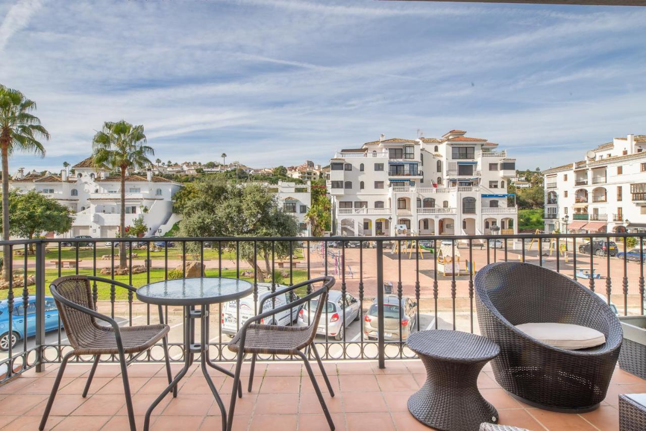 2261-Superb Apt On The Beach, On Duquesa Harbour มานิลบา ภายนอก รูปภาพ