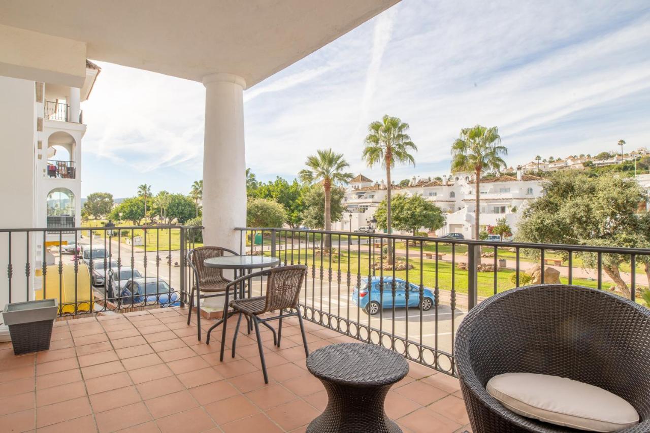 2261-Superb Apt On The Beach, On Duquesa Harbour มานิลบา ภายนอก รูปภาพ